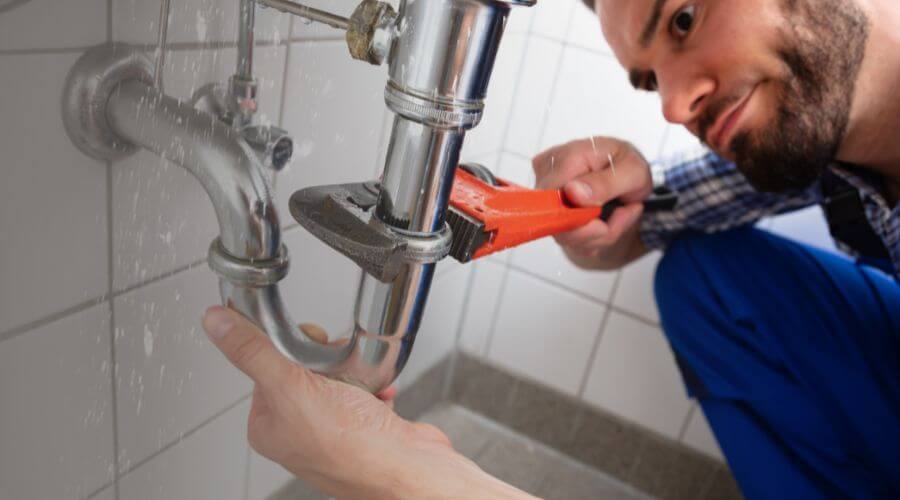 Expert burst pipe repair services in Wendell, ID